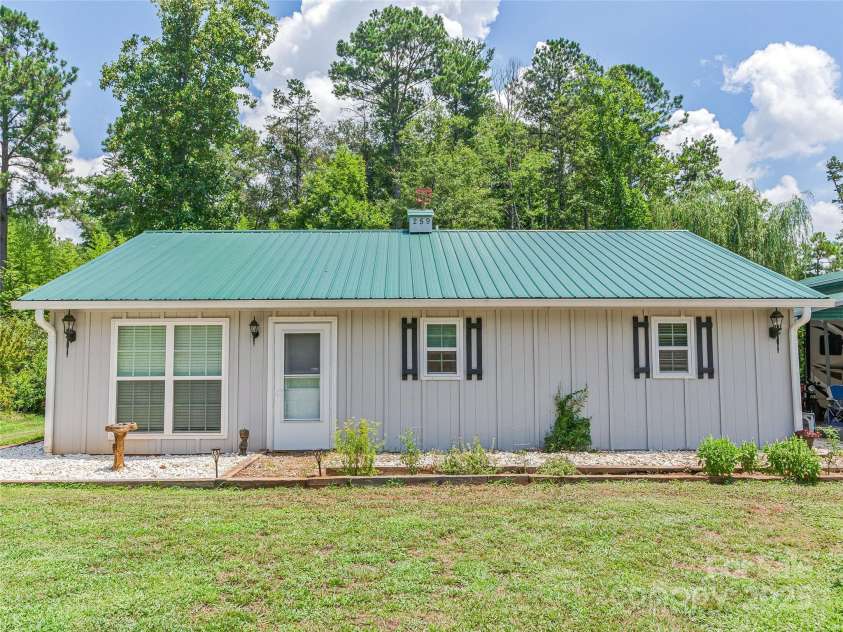 259 Ive Bright Drive, Forest City, NC 28043.  MLS# CAR4279932, YatesRealty ID 32126. 