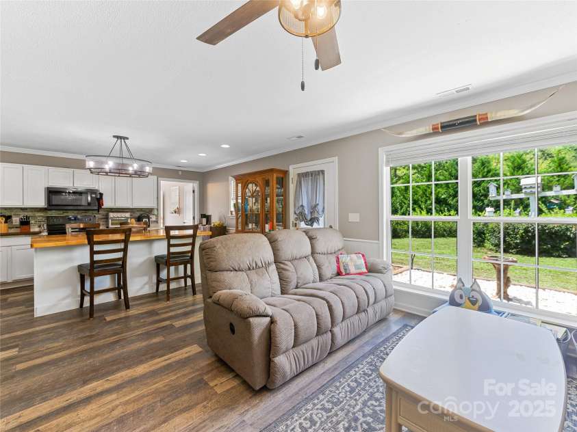 259 Ive Bright Drive, Forest City, NC 28043.  MLS# CAR4279932, YatesRealty ID 32126. 