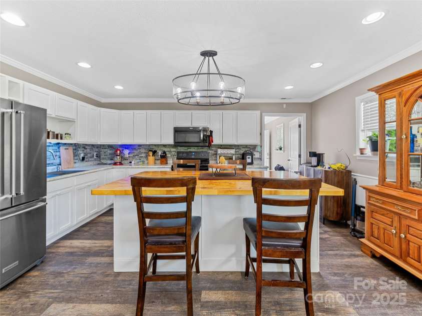 259 Ive Bright Drive, Forest City, NC 28043.  MLS# CAR4279932, YatesRealty ID 32126. 