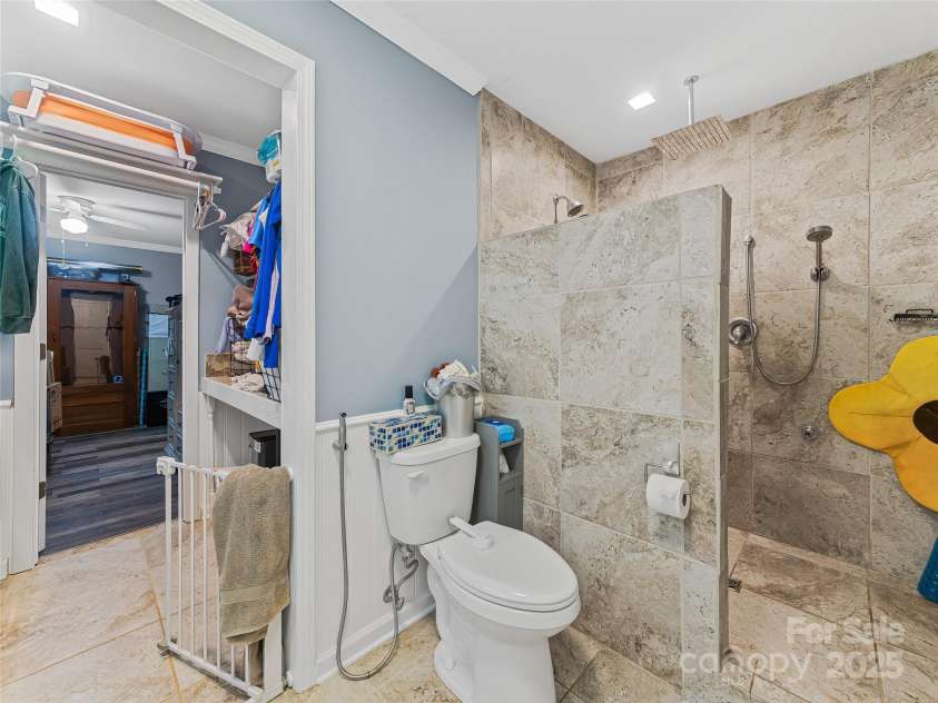 259 Ive Bright Drive, Forest City, NC 28043.  MLS# CAR4279932, YatesRealty ID 32126. 