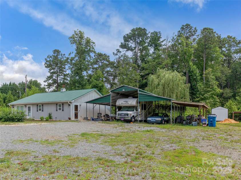 259 Ive Bright Drive, Forest City, NC 28043.  MLS# CAR4279932, YatesRealty ID 32126. 