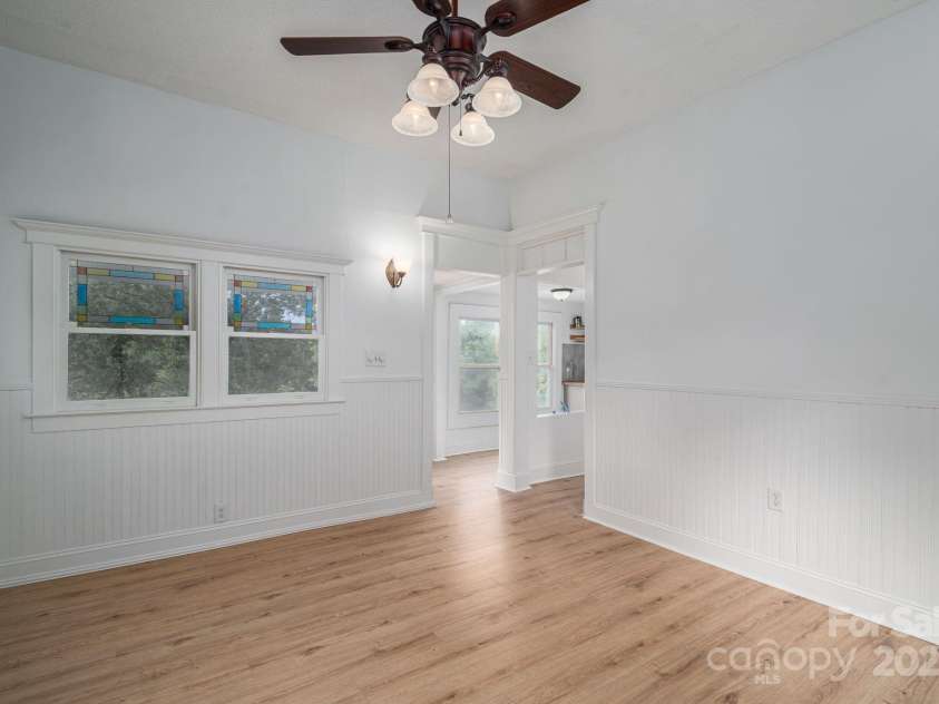 109 Riverside Drive, Cramerton, NC 28032.  MLS# CAR4281252, YatesRealty ID 32127. 