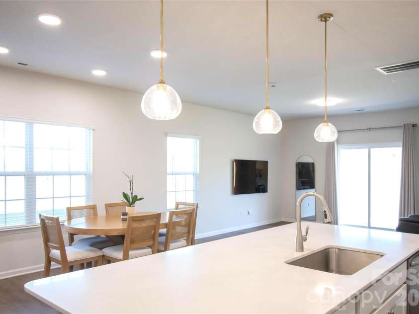 341 Runner Stone Lane, Fort Mill, SC 29715.  MLS# CAR4396094, YatesRealty ID 32127. 