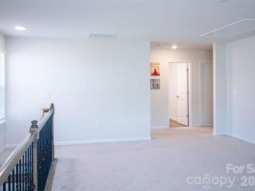 341 Runner Stone Lane, Fort Mill, SC 29715.  MLS# CAR4396094, YatesRealty ID 32127. 