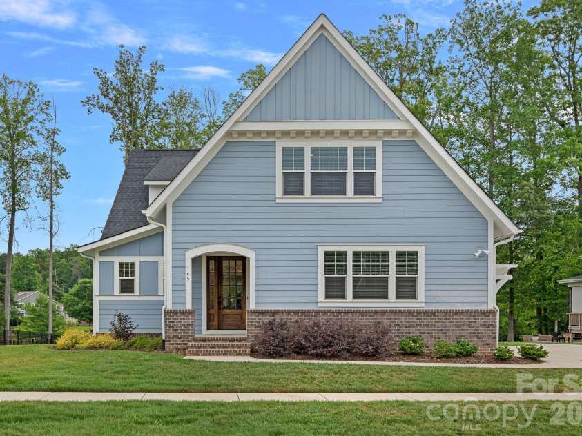 165 Little Indian Loop, Mooresville, NC 28117.  MLS# CAR4386689, YatesRealty ID 32129. 