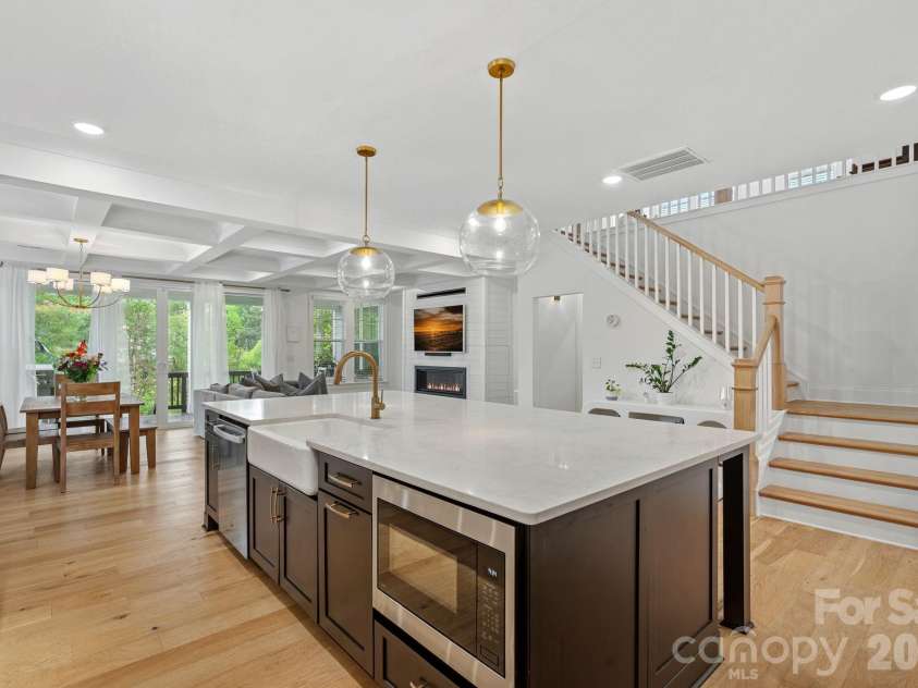 165 Little Indian Loop, Mooresville, NC 28117.  MLS# CAR4386689, YatesRealty ID 32129. 