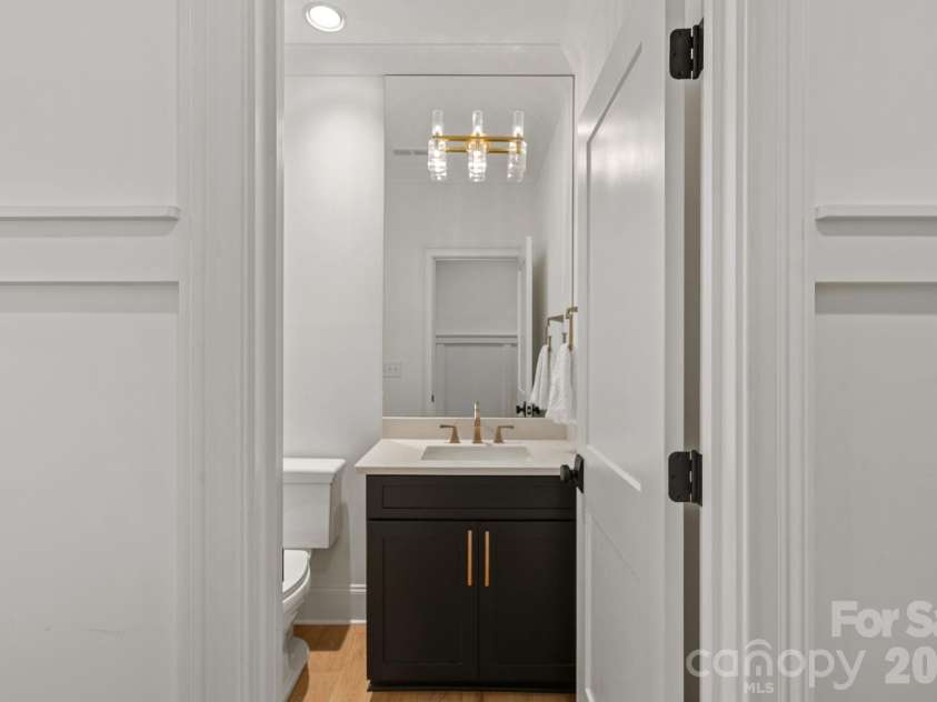 165 Little Indian Loop, Mooresville, NC 28117.  MLS# CAR4386689, YatesRealty ID 32129. Hall 1/2 Bath
