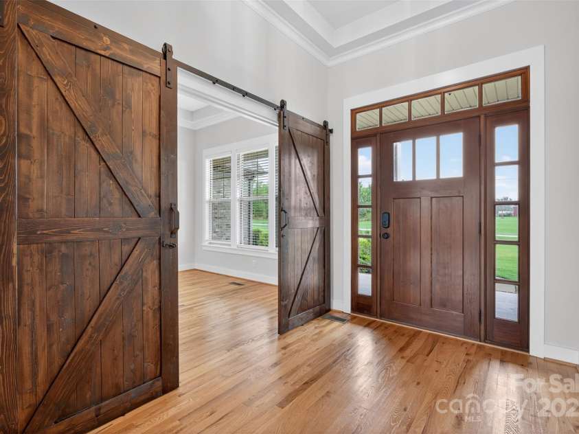 649 Sunny Slope Drive, Cowpens, SC 29330.  MLS# CAR4306944, YatesRealty ID 3213. 