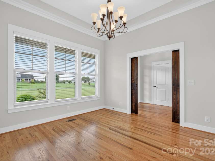 649 Sunny Slope Drive, Cowpens, SC 29330.  MLS# CAR4306944, YatesRealty ID 3213. 