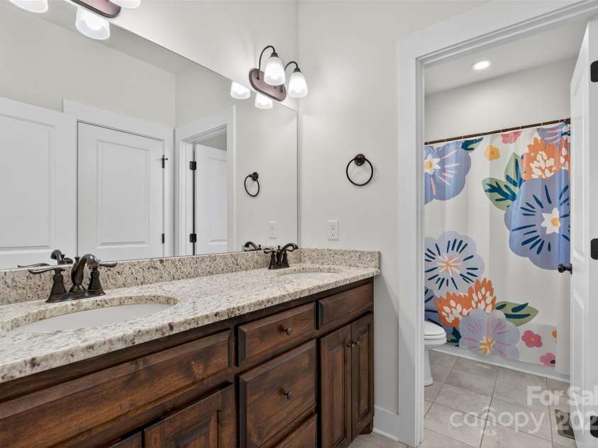 649 Sunny Slope Drive, Cowpens, SC 29330.  MLS# CAR4306944, YatesRealty ID 3213. 