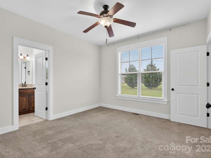 649 Sunny Slope Drive, Cowpens, SC 29330.  MLS# CAR4306944, YatesRealty ID 3213. 