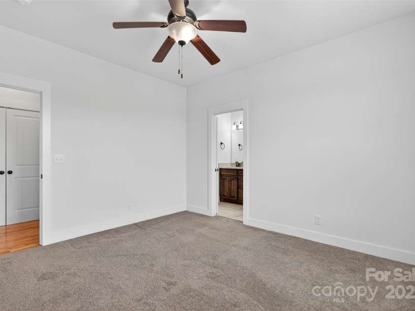 649 Sunny Slope Drive, Cowpens, SC 29330.  MLS# CAR4306944, YatesRealty ID 3213. 