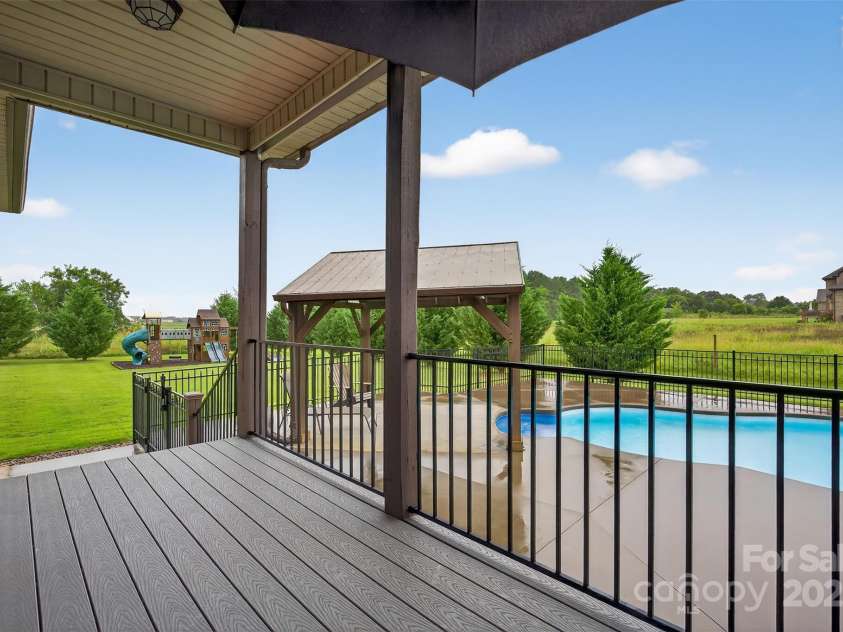 649 Sunny Slope Drive, Cowpens, SC 29330.  MLS# CAR4306944, YatesRealty ID 3213. 