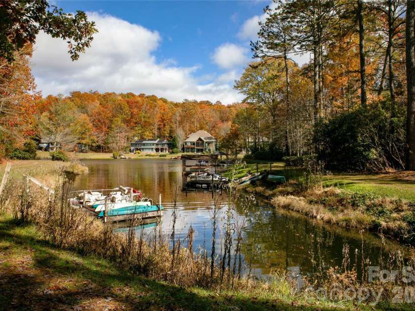 886 Soquili Drive, Brevard, NC 28712.  MLS# CAR4316756, YatesRealty ID 3213. 