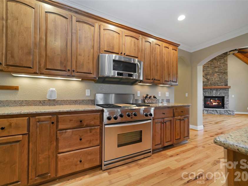886 Soquili Drive, Brevard, NC 28712.  MLS# CAR4316756, YatesRealty ID 3213. 