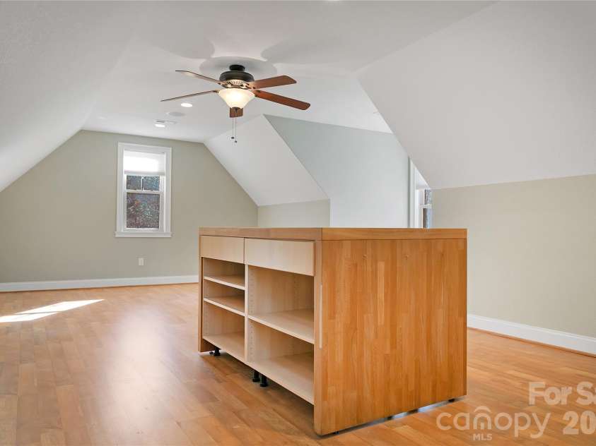 886 Soquili Drive, Brevard, NC 28712.  MLS# CAR4316756, YatesRealty ID 3213. Artist's Studio