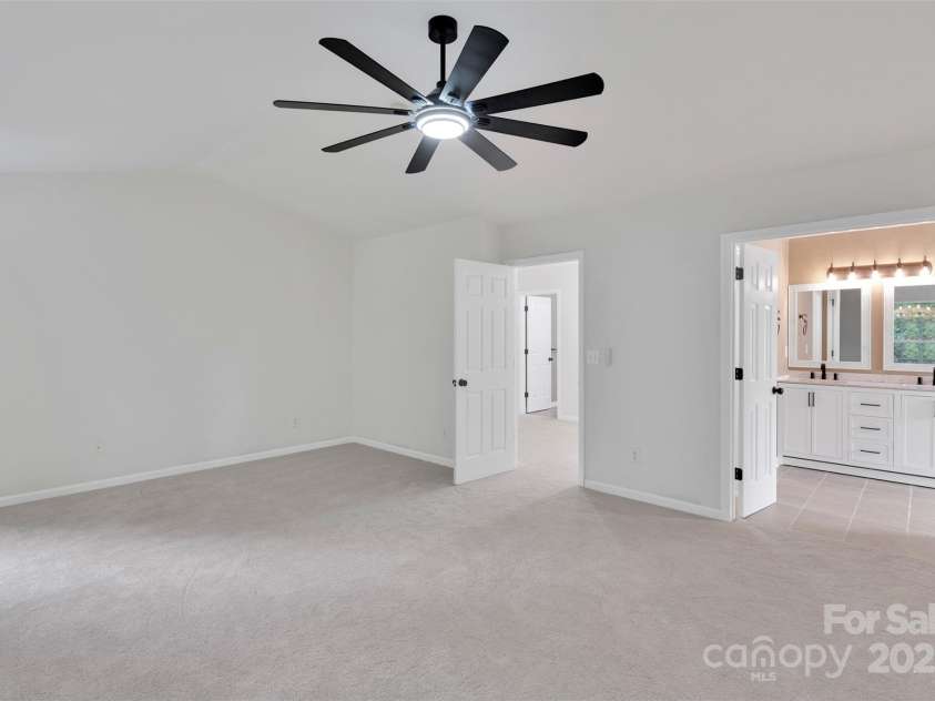 126 Matlen Drive, Mooresville, NC 28117.  MLS# CAR4279394, YatesRealty ID 32130. 
