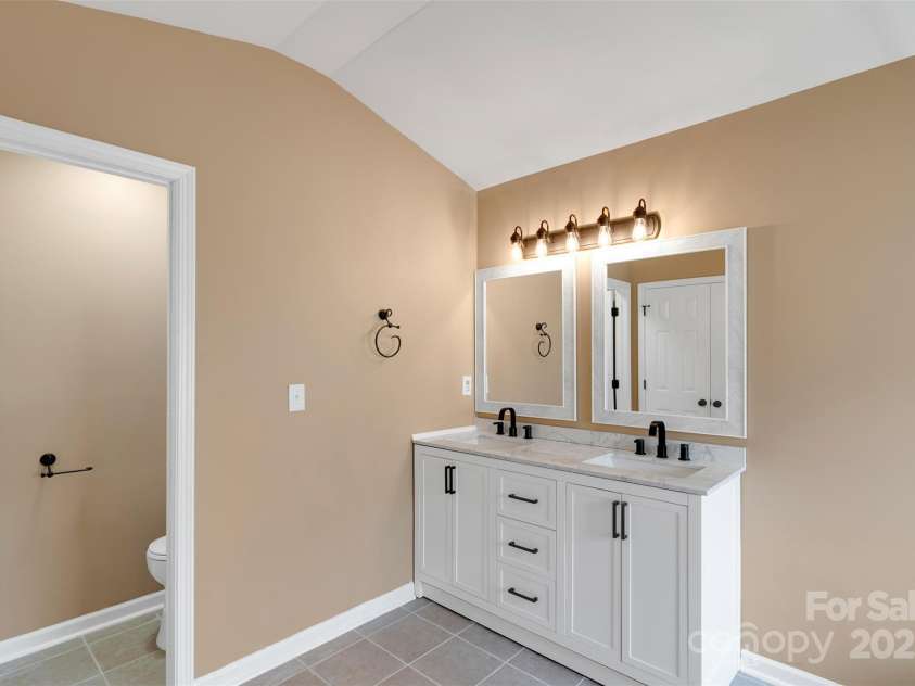 126 Matlen Drive, Mooresville, NC 28117.  MLS# CAR4279394, YatesRealty ID 32130. 