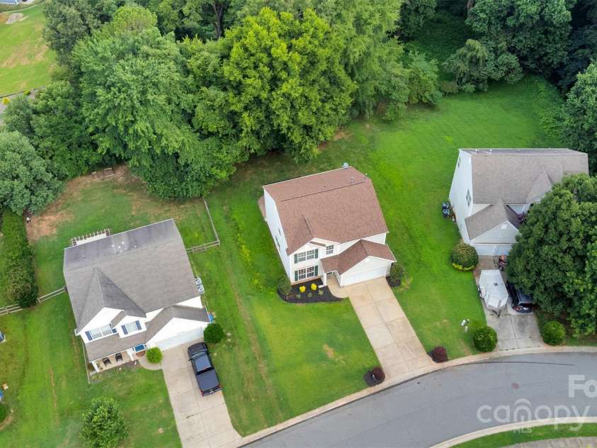126 Matlen Drive, Mooresville, NC 28117.  MLS# CAR4279394, YatesRealty ID 32130. 
