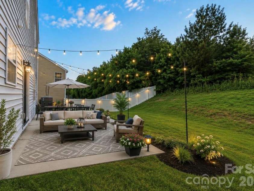 8502 Mansell Court, Charlotte, NC 28215.  MLS# CAR4395611, YatesRealty ID 32130. “Virtually staged using AI. No structural changes have been made.