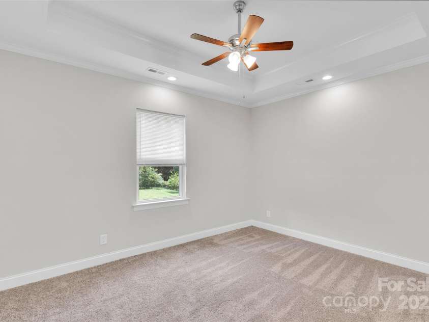 313 Maine Avenue, Bessemer City, NC 28016.  MLS# CAR4283969, YatesRealty ID 32133. 