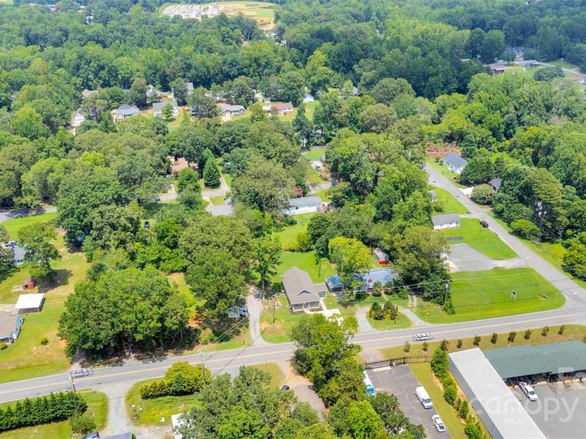 313 Maine Avenue, Bessemer City, NC 28016.  MLS# CAR4283969, YatesRealty ID 32133. 