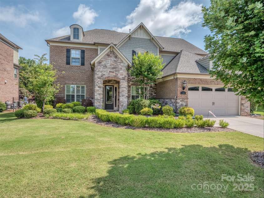 114 Reserve Lane, Fort Mill, SC 29707.  MLS# CAR4260239, YatesRealty ID 32134. 