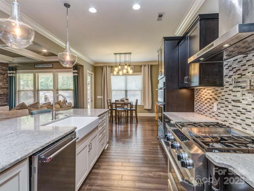 114 Reserve Lane, Fort Mill, SC 29707.  MLS# CAR4260239, YatesRealty ID 32134. 