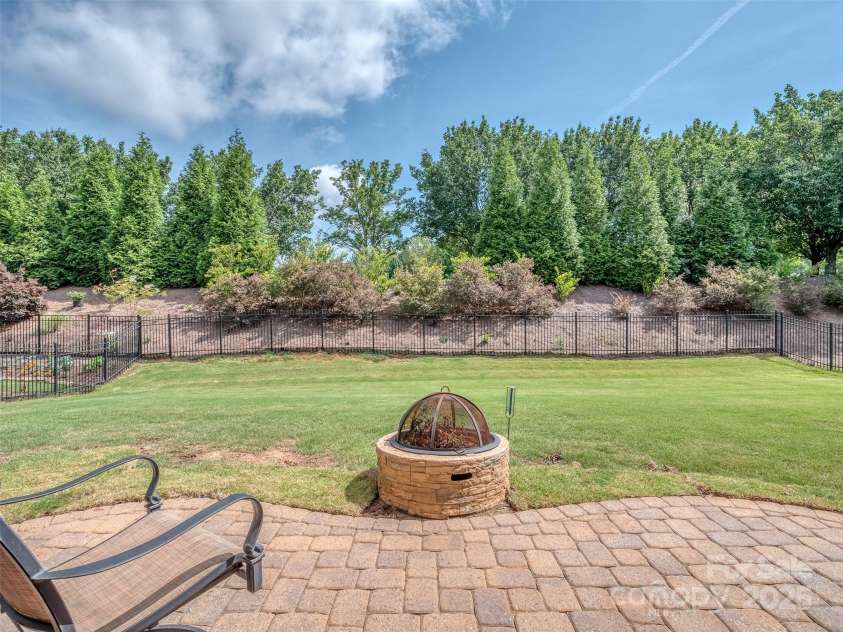 114 Reserve Lane, Fort Mill, SC 29707.  MLS# CAR4260239, YatesRealty ID 32134. 