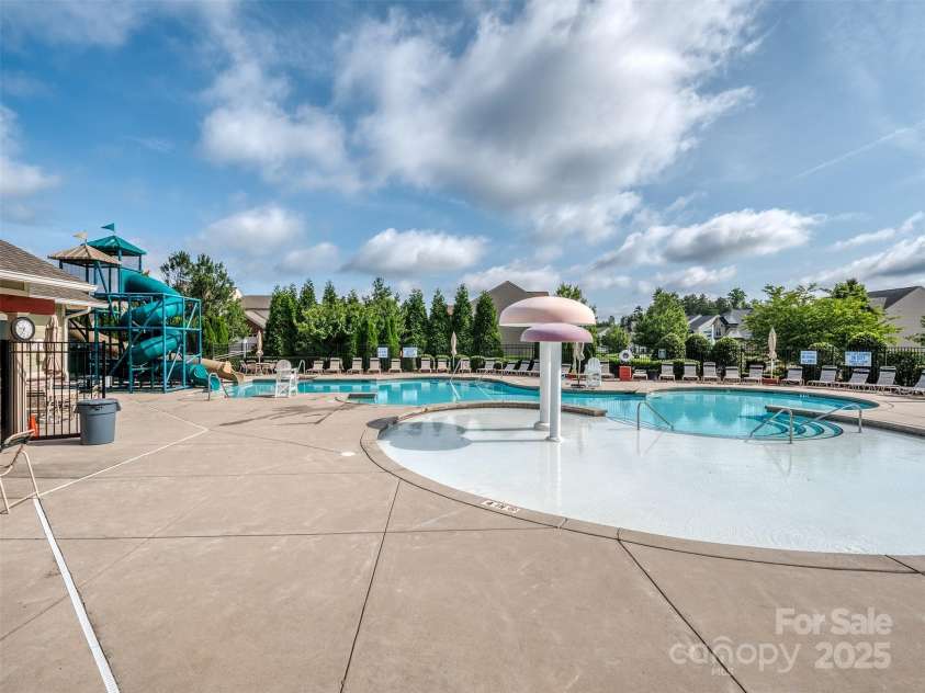 114 Reserve Lane, Fort Mill, SC 29707.  MLS# CAR4260239, YatesRealty ID 32134. 