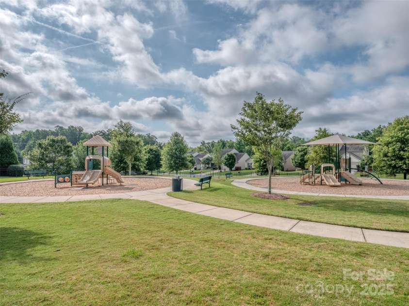 114 Reserve Lane, Fort Mill, SC 29707.  MLS# CAR4260239, YatesRealty ID 32134. 