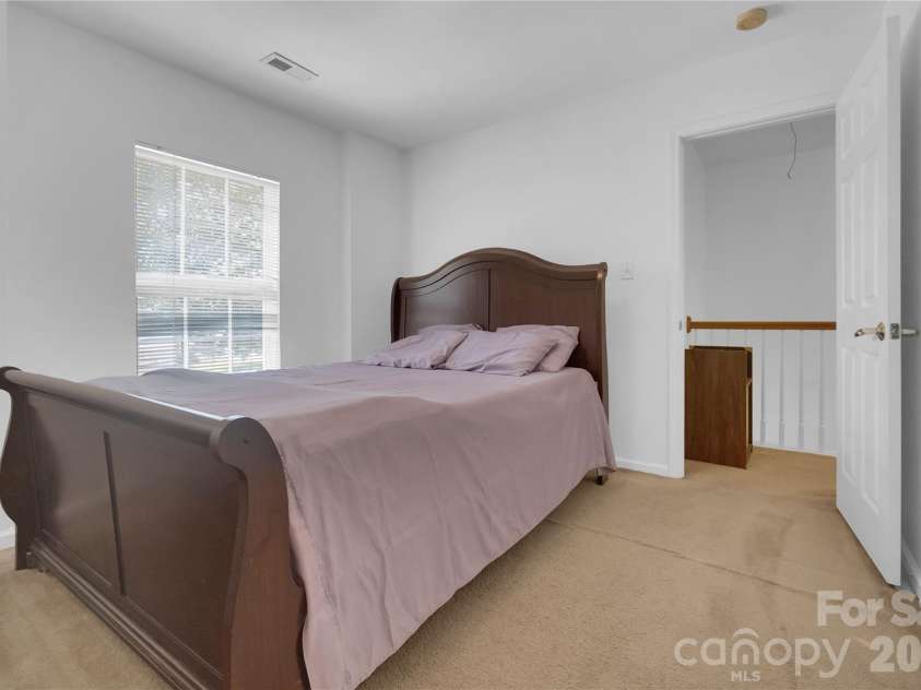 12009 Silvercrest Drive, Charlotte, NC 28215.  MLS# CAR4396189, YatesRealty ID 32135. 