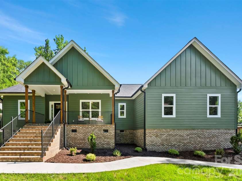 153 Reading Street, York, SC 29745.  MLS# CAR4395435, YatesRealty ID 32136. 