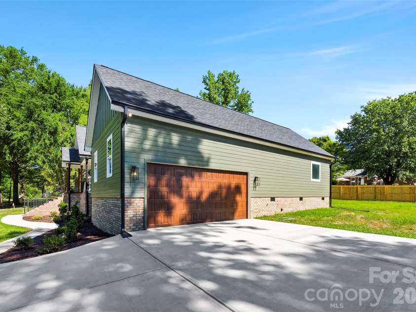 153 Reading Street, York, SC 29745.  MLS# CAR4395435, YatesRealty ID 32136. 