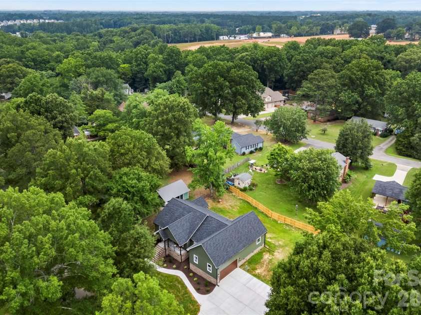 153 Reading Street, York, SC 29745.  MLS# CAR4395435, YatesRealty ID 32136. 
