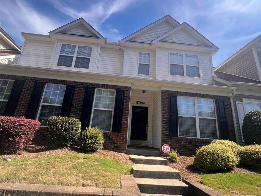 4856 Grier Farm Lane, Charlotte, NC 28270.  MLS# CAR4280313, YatesRealty ID 32136. 