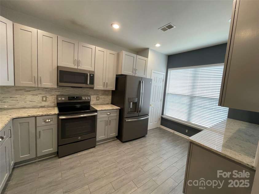 4856 Grier Farm Lane, Charlotte, NC 28270.  MLS# CAR4280313, YatesRealty ID 32136. 