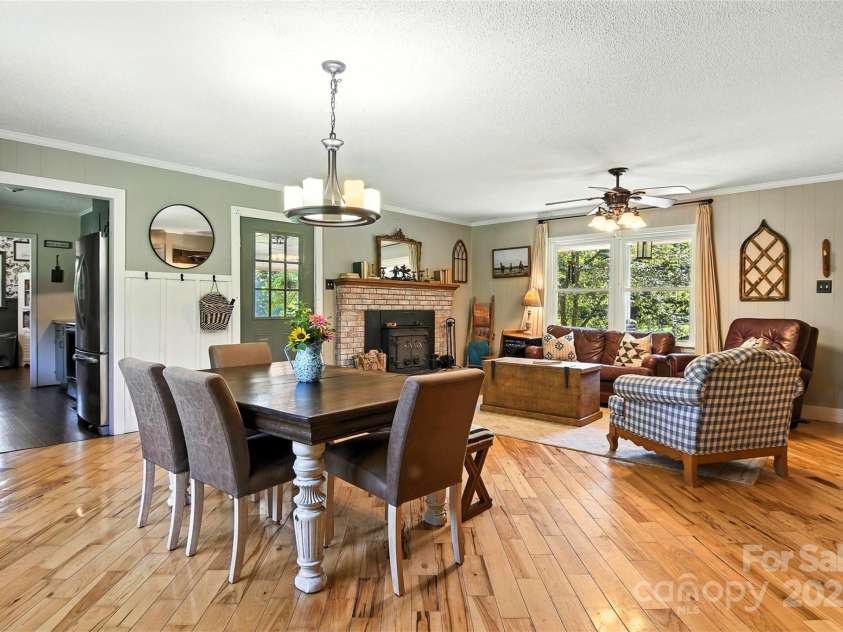 149 Liz Drive, Statesville, NC 28625.  MLS# CAR4289464, YatesRealty ID 32137. 