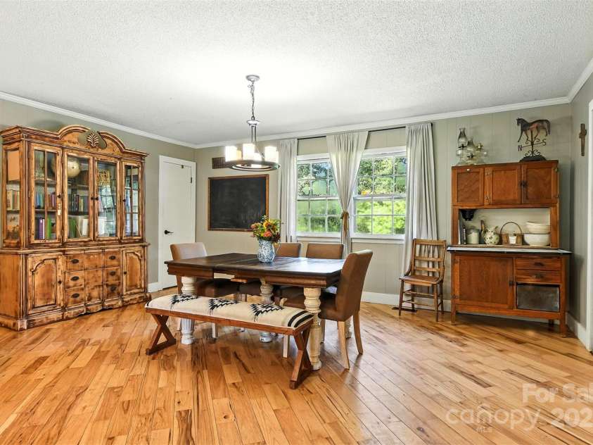 149 Liz Drive, Statesville, NC 28625.  MLS# CAR4289464, YatesRealty ID 32137. 