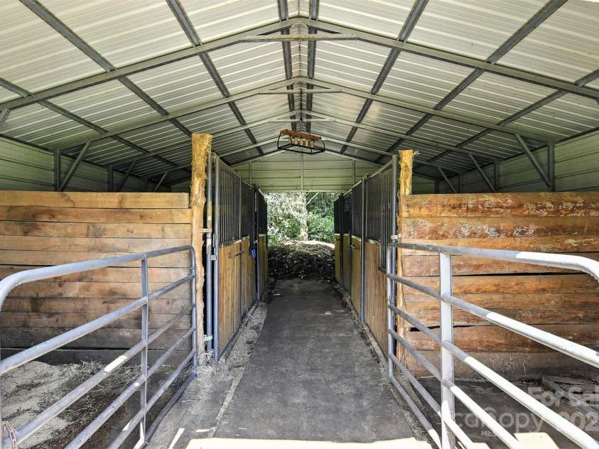 149 Liz Drive, Statesville, NC 28625.  MLS# CAR4289464, YatesRealty ID 32137. 