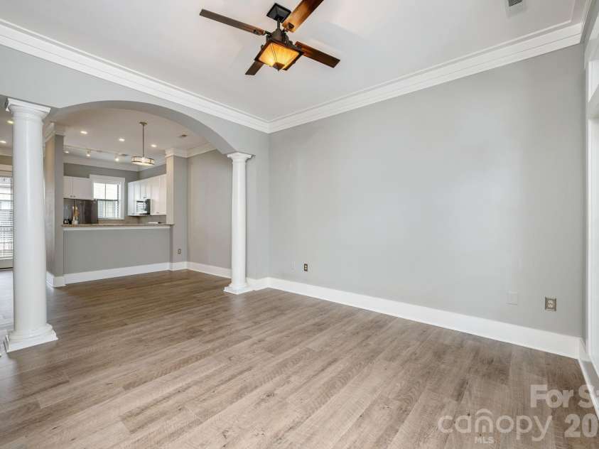 69 Stamford Street, Asheville, NC 28803.  MLS# CAR4395603, YatesRealty ID 32137. 