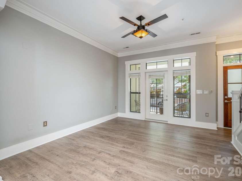 69 Stamford Street, Asheville, NC 28803.  MLS# CAR4395603, YatesRealty ID 32137. 