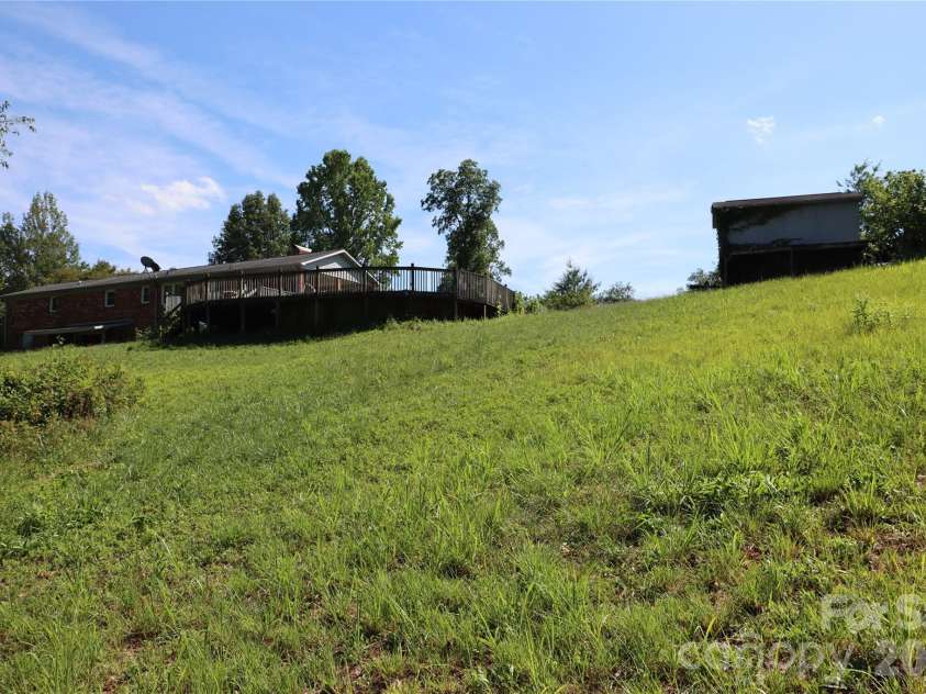 3232 Kingview Place, Lenoir, NC 28645.  MLS# CAR4396320, YatesRealty ID 32139. 