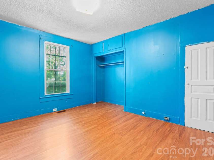 317 Campus Street, Charlotte, NC 28216.  MLS# CAR4329279, YatesRealty ID 3214. Bedroom 2