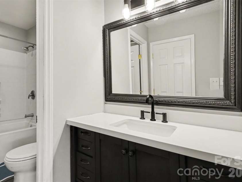 7255 Winery Lane, Charlotte, NC 28227.  MLS# CAR4345015, YatesRealty ID 3214. 