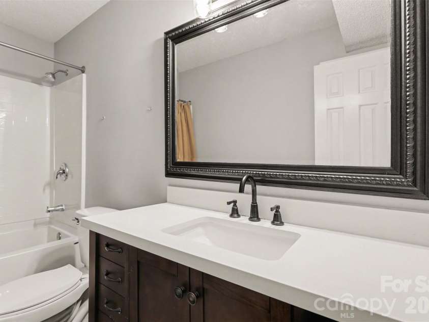 7255 Winery Lane, Charlotte, NC 28227.  MLS# CAR4345015, YatesRealty ID 3214. 