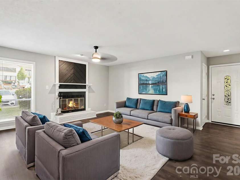 7255 Winery Lane, Charlotte, NC 28227.  MLS# CAR4345015, YatesRealty ID 3214. VIRTUALLY STAGED LIVING ROOM