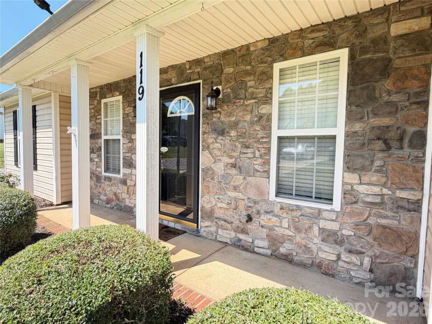 119 Addison Place, Troutman, NC 28166.  MLS# CAR4396309, YatesRealty ID 32140. 