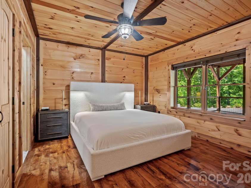 745 Mossy Oak Trail, Nebo, NC 28761.  MLS# CAR4396090, YatesRealty ID 32142. 