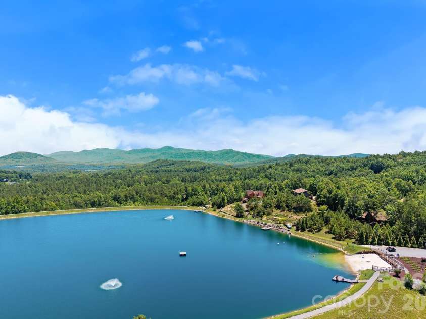 745 Mossy Oak Trail, Nebo, NC 28761.  MLS# CAR4396090, YatesRealty ID 32142. Community Lake